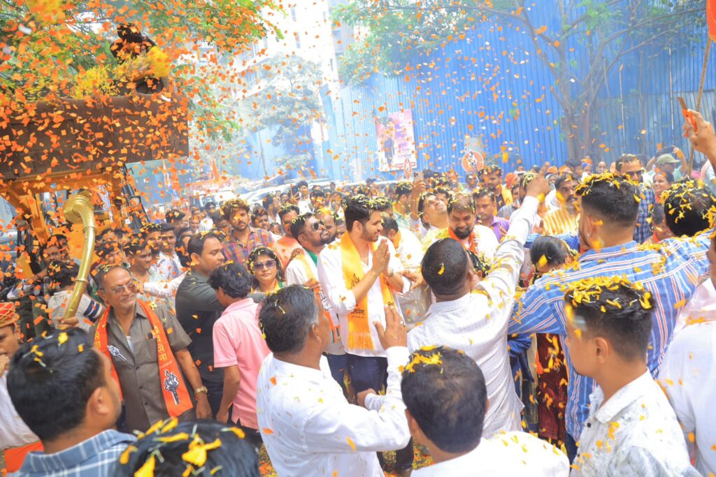 Varun Sardesai campaigning in Bandra East during the 2024 elections.