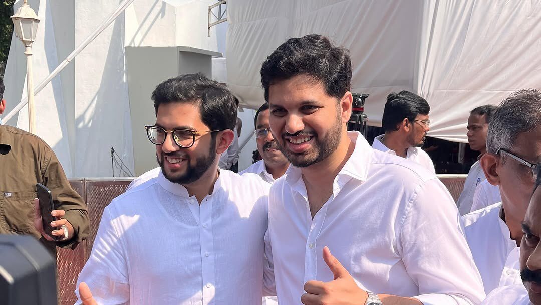 Varun Sardesai with Aaditya Thackeray.