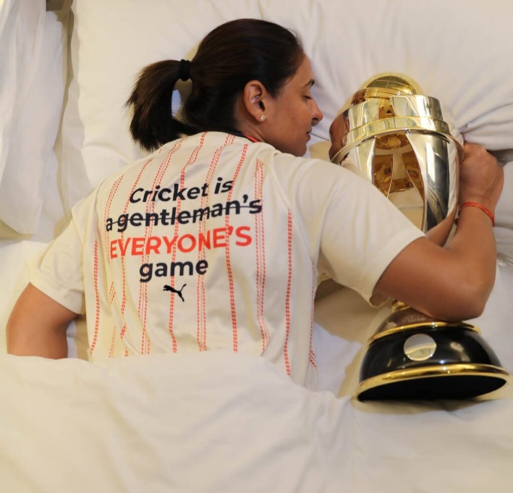 CAPTAIN HARMANPREET KAUR SLEEPING WITH WORLD CUP TROPHY